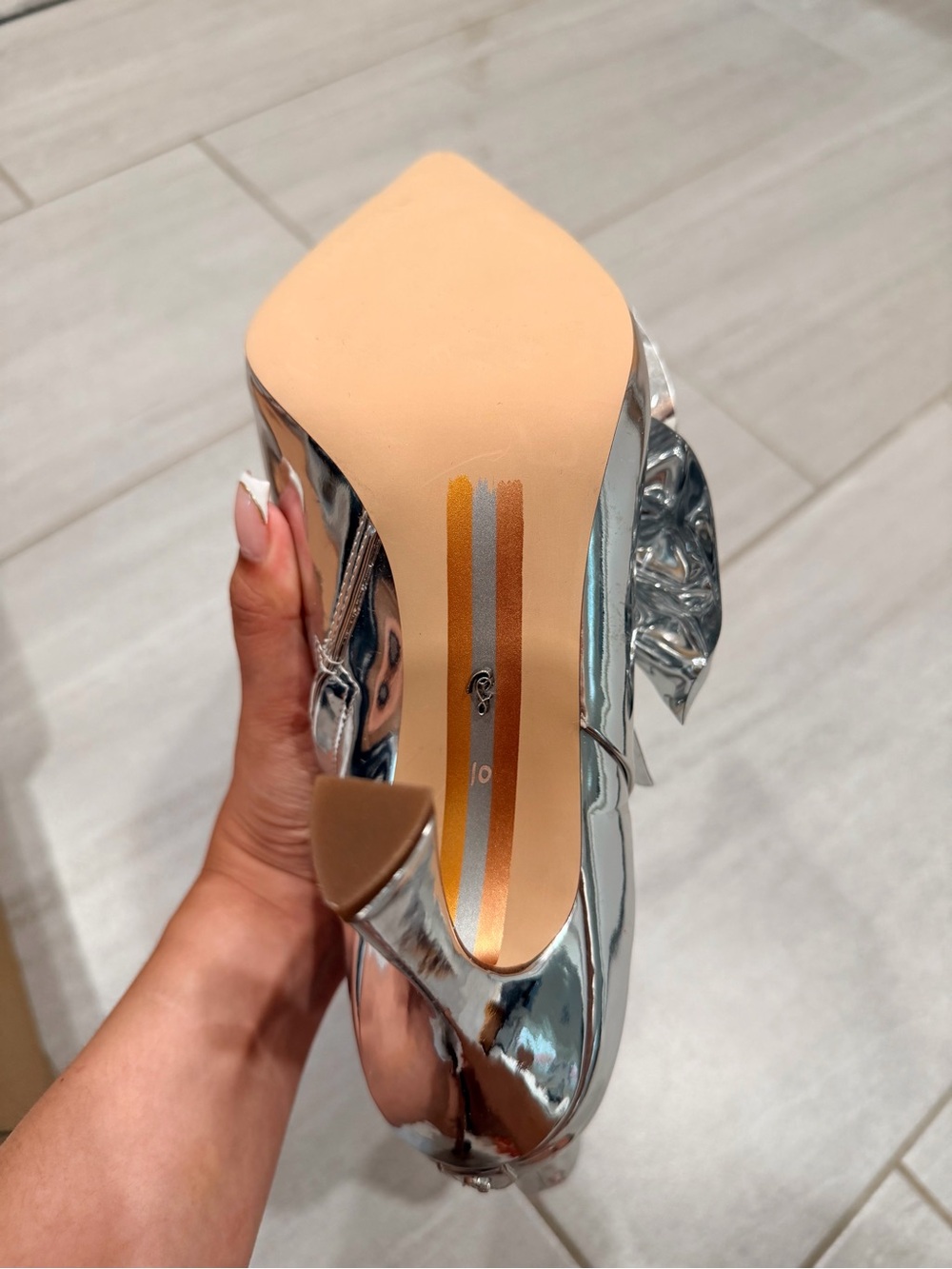 NIB Sam Edelman Metallic Silver Pointed-Toe Stiletto Ankle Bootie - SZ 10 - Picture 11 of 13